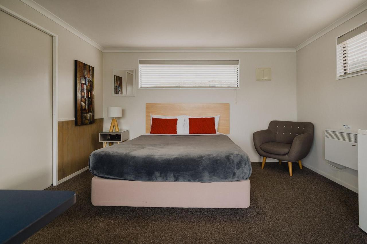 Lakes Edge Holiday Park Lake Tekapo Esterno foto