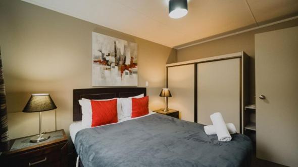 Lakes Edge Holiday Park Lake Tekapo Esterno foto